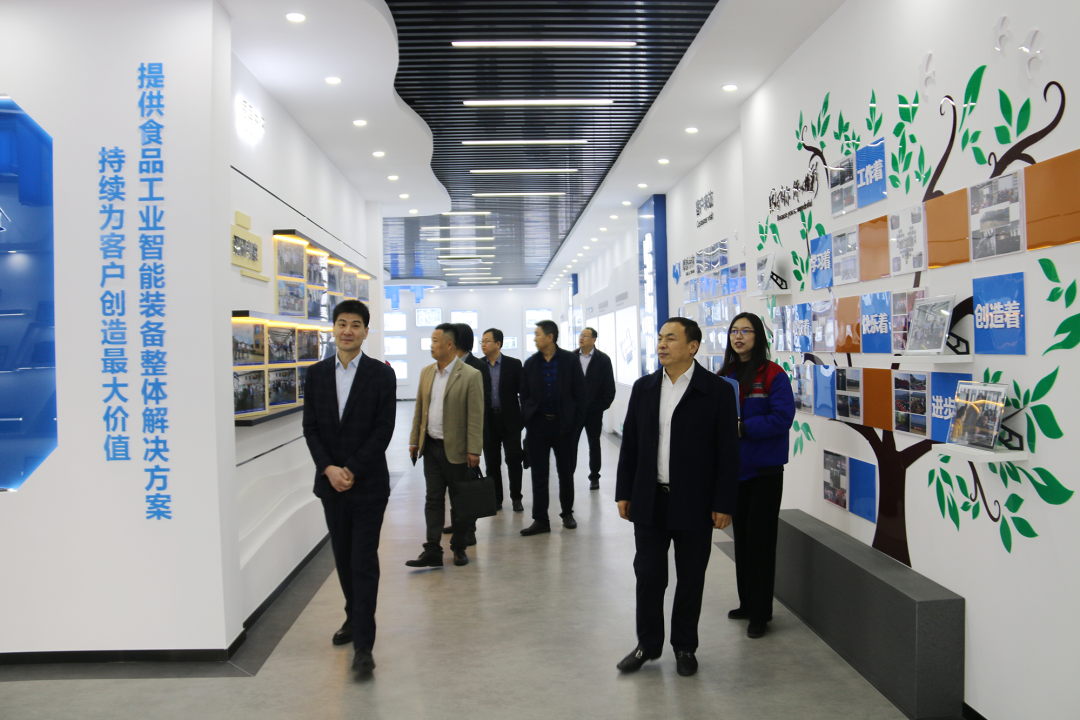 山東理工大學(xué)黨委常委、副校長陳靖一行蒞臨銳智開展走訪調(diào)研活動(dòng) 山東理工大學(xué)黨委常委、副校長陳靖一行蒞臨銳智開展走訪調(diào)研活動(dòng)